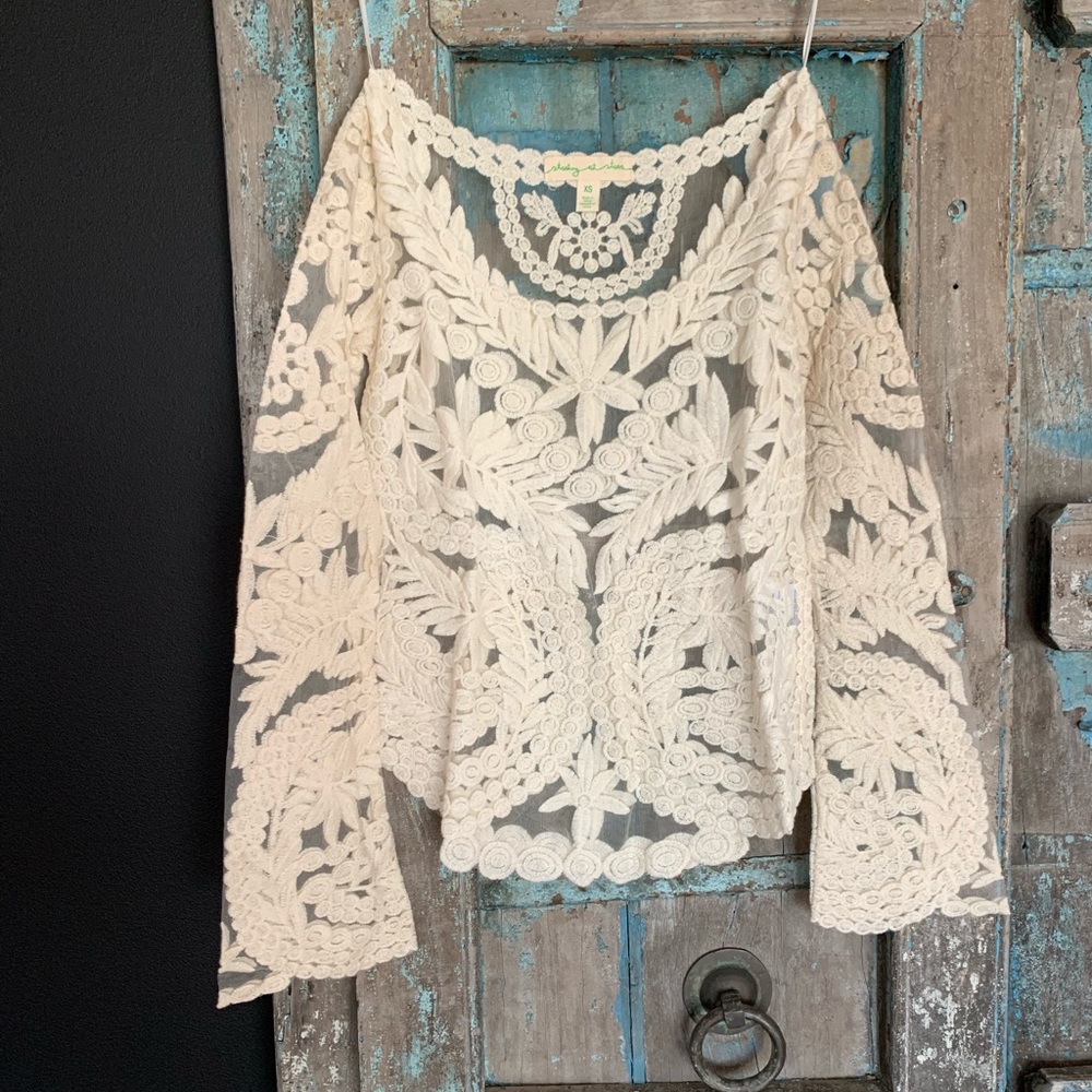 Lace shirt